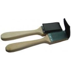 SHOE BRUSH WITH LEATHER COVER